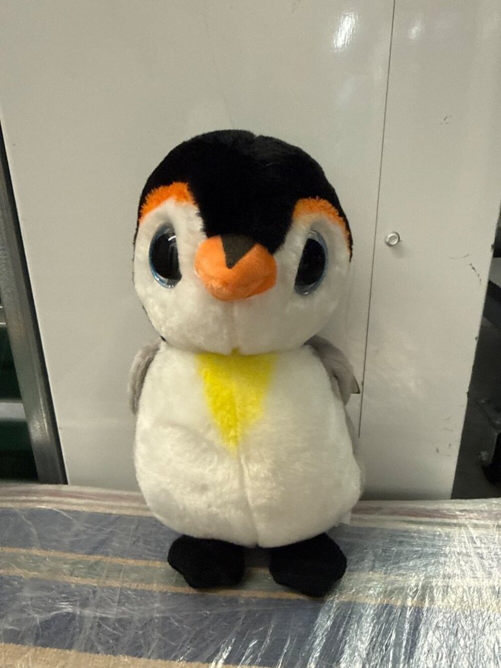 Ty Beanie Baby Pongo the Penguin 10"